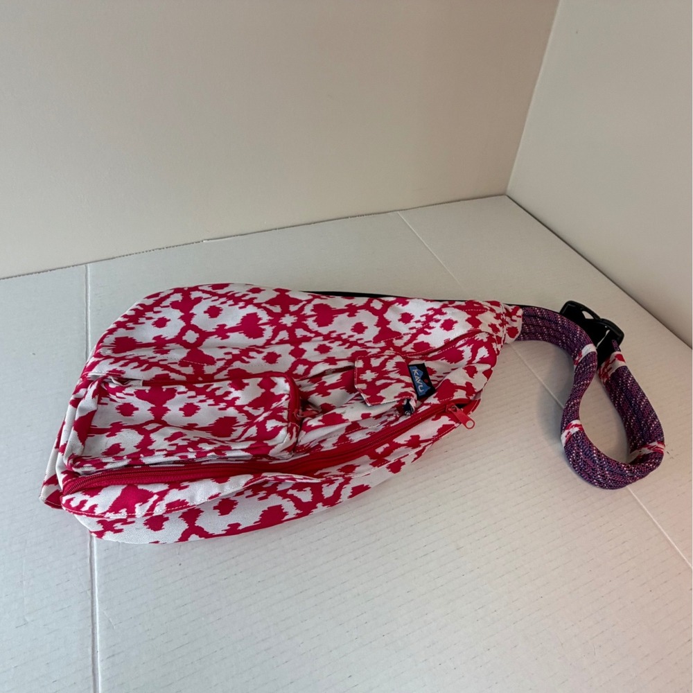 KAVU Sling Rope Bag Pink White Tie Dye Medium Size Adult Travel Colorful